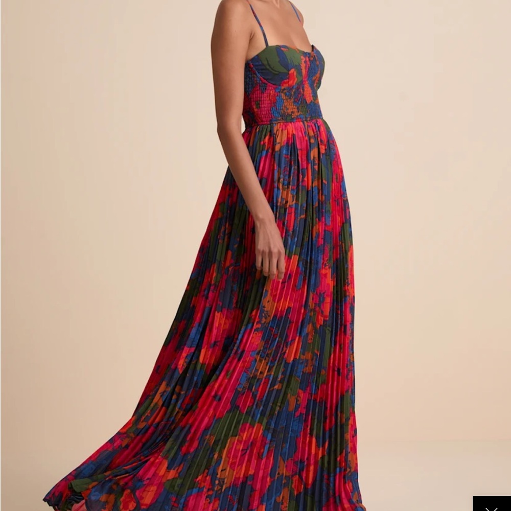 Lulus Kinleigh Red Multi Abstract Pleated